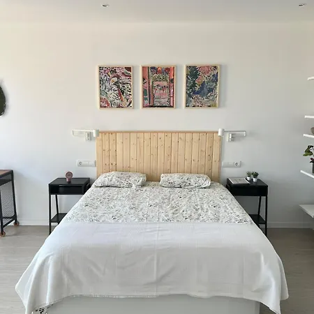 Apartment Artistic